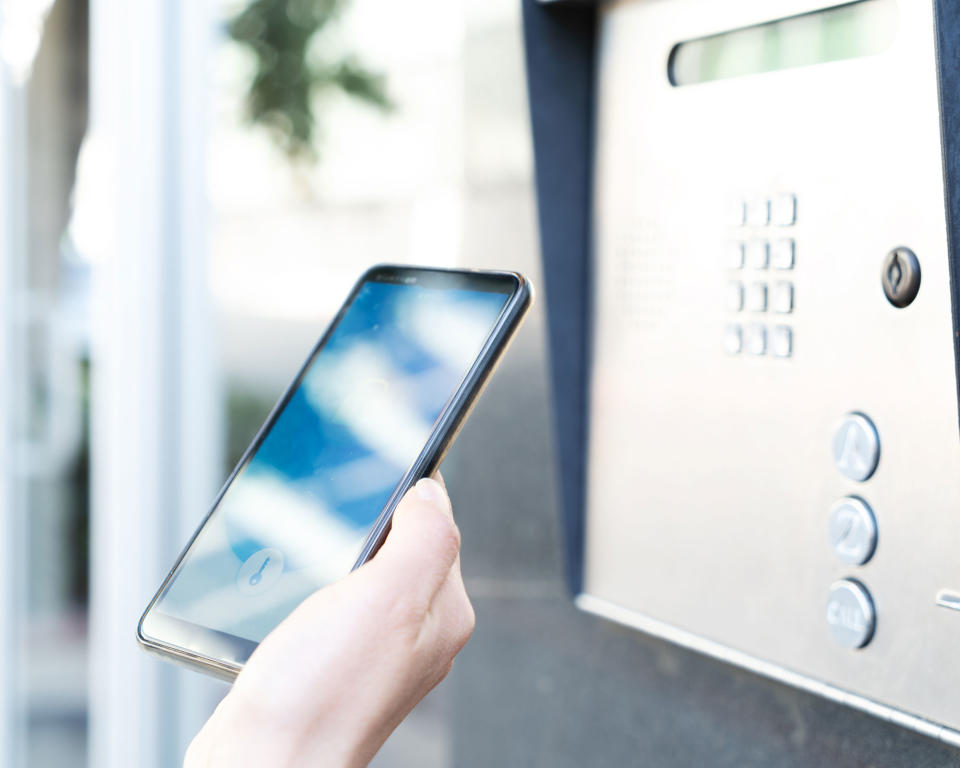 умный замок